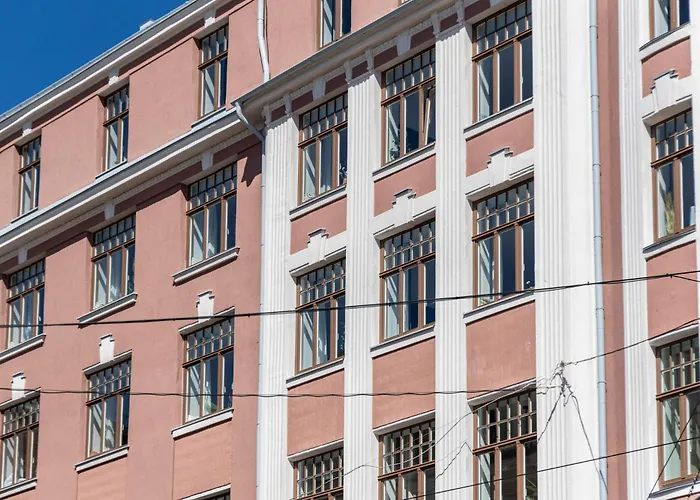 With Great Old Town Location *